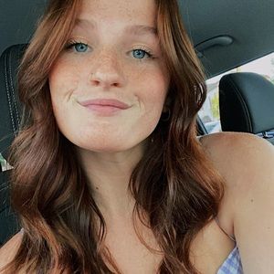 Meet your Posher, Cierra